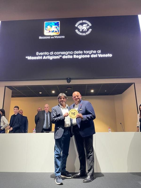 MAESTRO ARTIGIANO - Oggi a Padova la Regione Veneto ha consegnato ufficialmente gli attestati ai 342 Maestri Artigiani