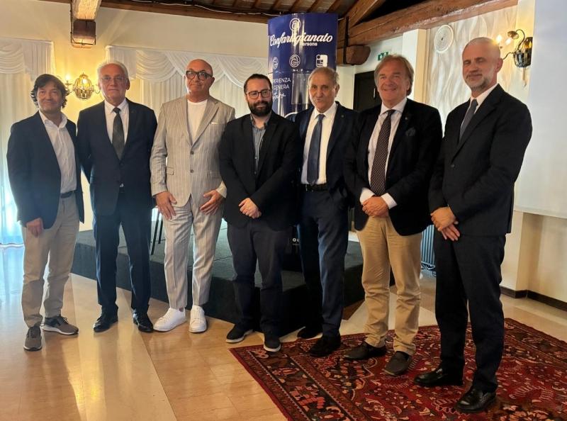 VENETO, LA SFIDA DELL’ETA’: «CURE A DOMICILIO E SERVIZI PER EVITARE IL COLLASSO DELL’ASSISTENZA»