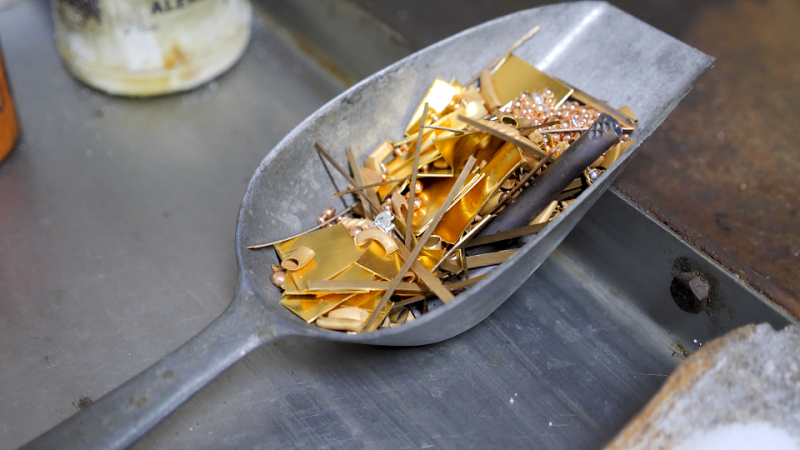 ORO, IL VENETO BRILLA SUI MERCATI MA IL CARO-MATERIA PRIMA METTE SOTTO PRESSIONE LA FILIERA